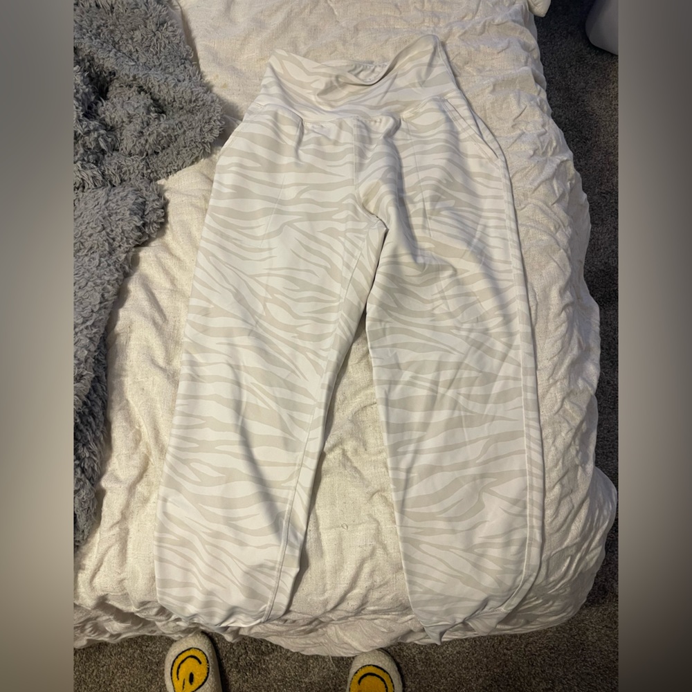 High waisted legging joggers size M